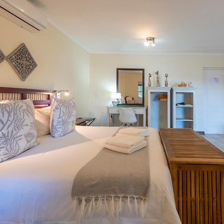 6 On Protea Bed & Breakfast Knysna Ngoại thất bức ảnh