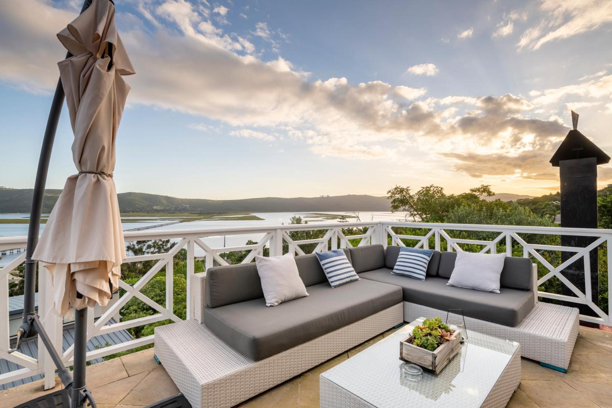 6 On Protea Bed & Breakfast Knysna Ngoại thất bức ảnh