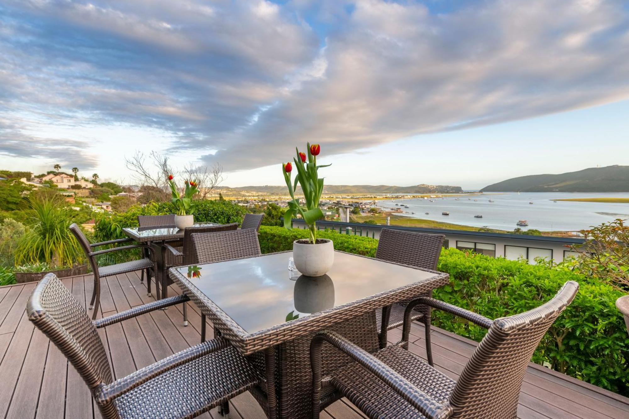 6 On Protea Bed & Breakfast Knysna Ngoại thất bức ảnh