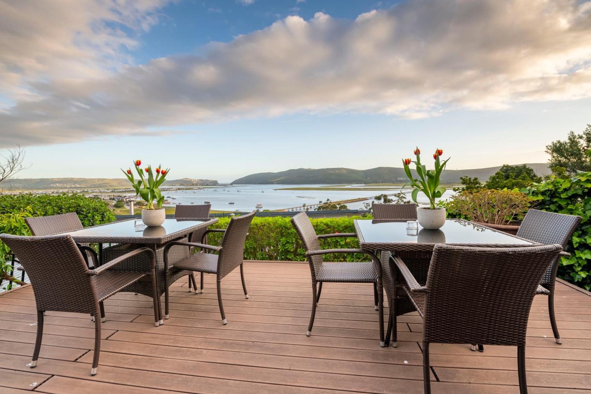 6 On Protea Bed & Breakfast Knysna Ngoại thất bức ảnh