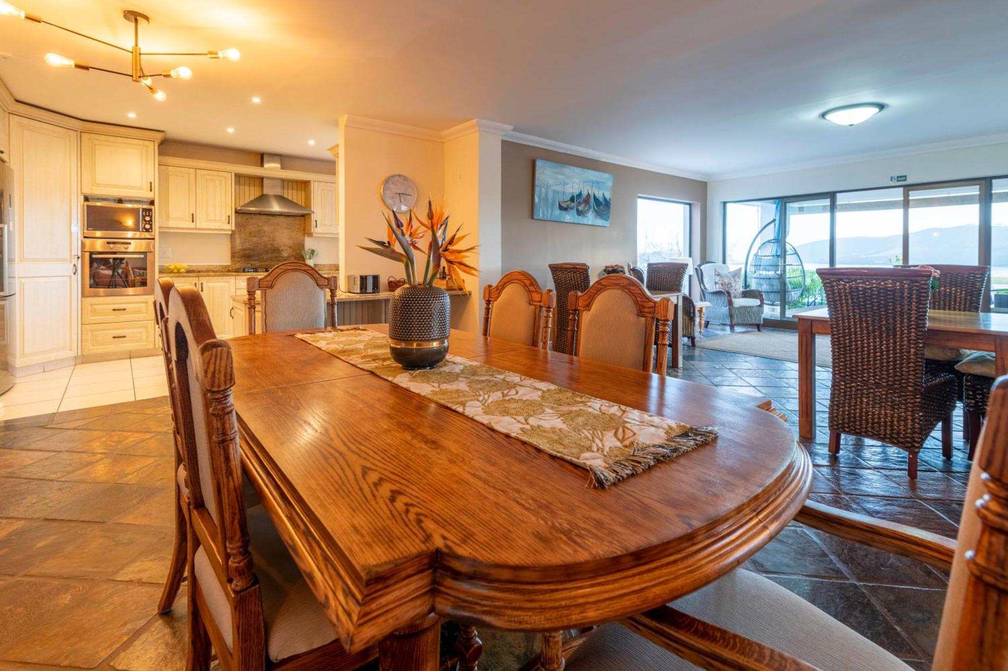 6 On Protea Bed & Breakfast Knysna Ngoại thất bức ảnh