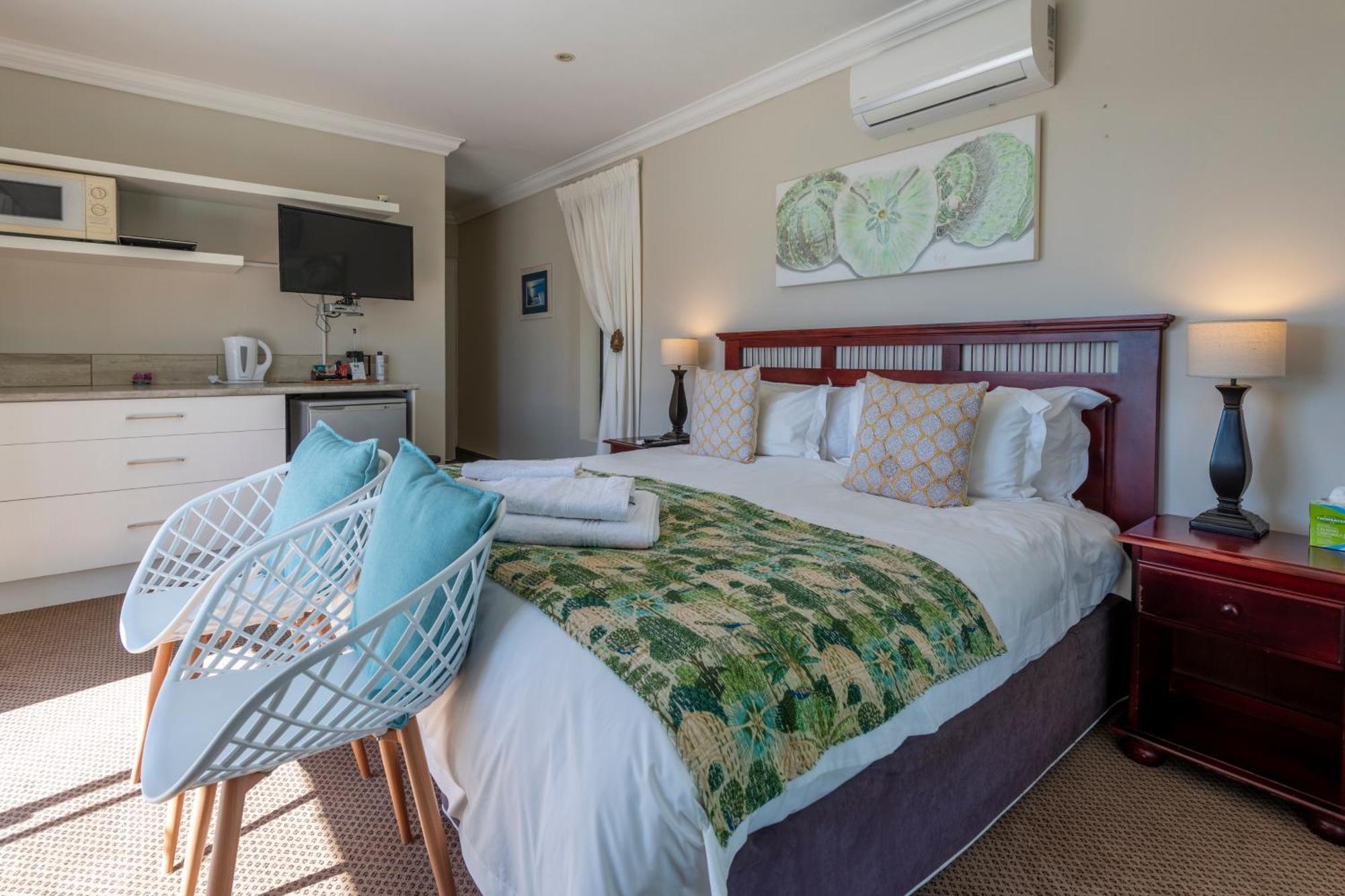 6 On Protea Bed & Breakfast Knysna Phòng bức ảnh