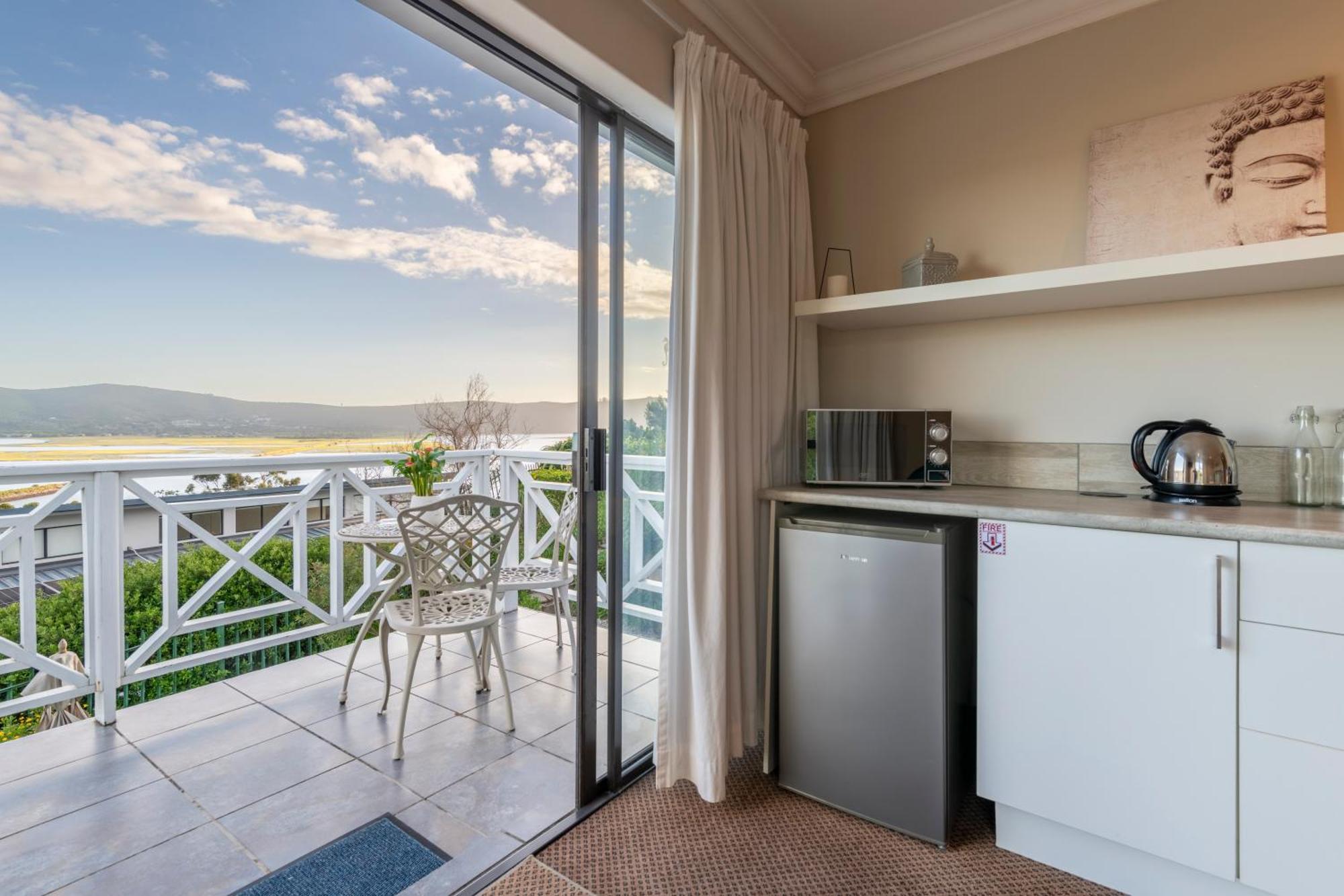 6 On Protea Bed & Breakfast Knysna Phòng bức ảnh
