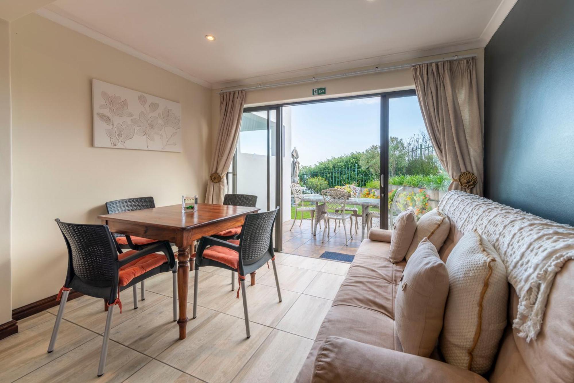 6 On Protea Bed & Breakfast Knysna Phòng bức ảnh