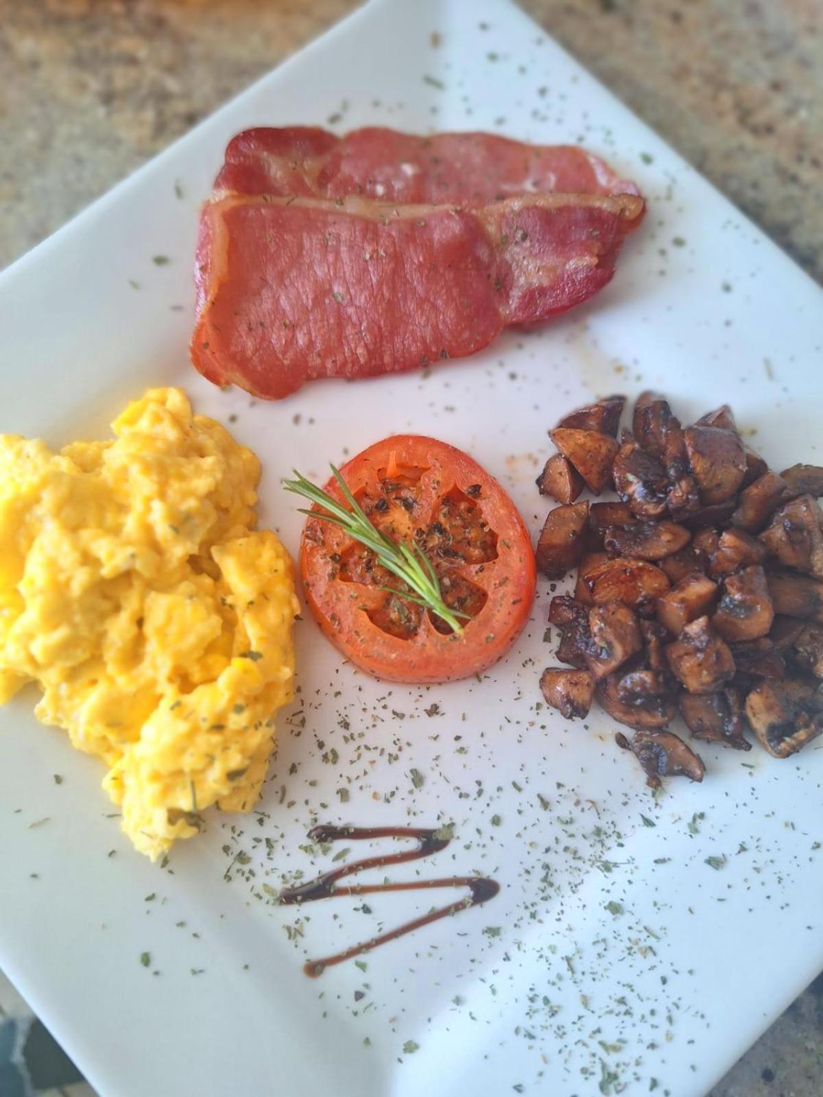 6 On Protea Bed & Breakfast Knysna Ngoại thất bức ảnh